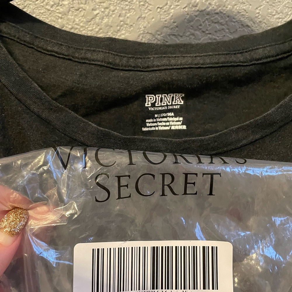 PINK by VS Top - Picture 2 of 3